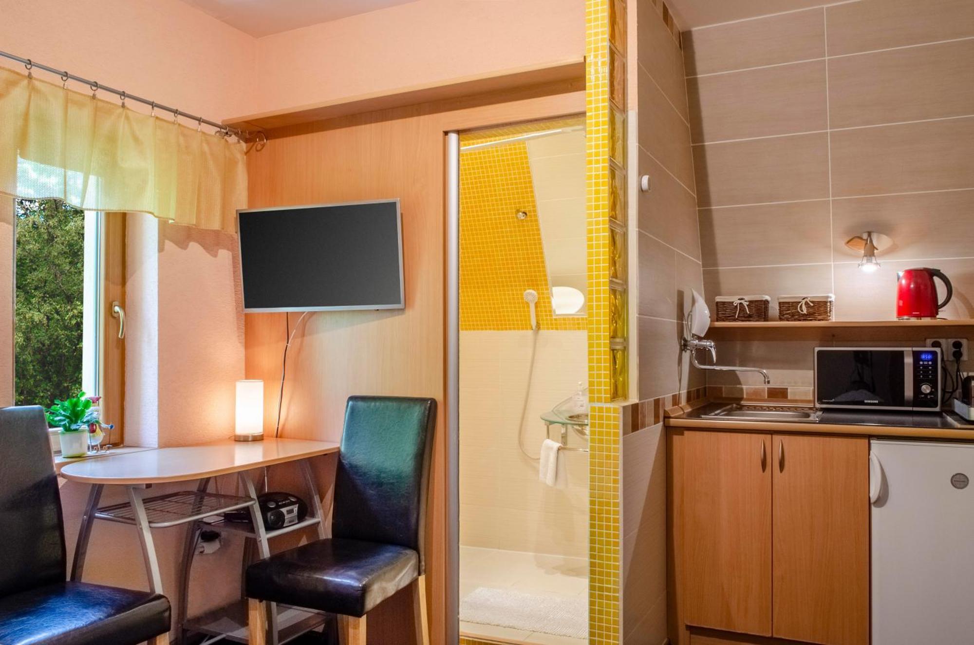 Apartmany Pavilon D - Budget, Classic, Family - Novy Smokovec - High Tatras Високе-Татри Экстерьер фото